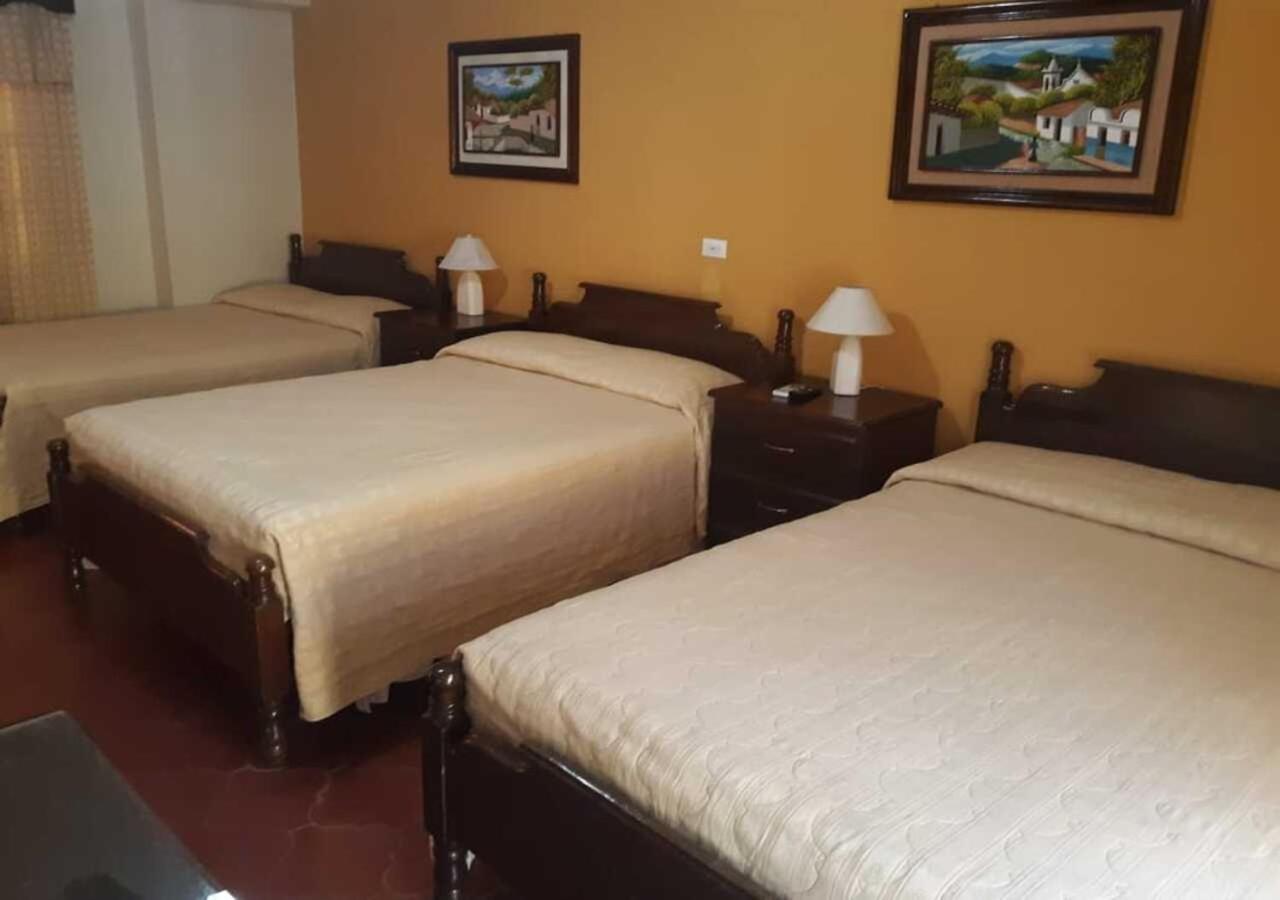 Hotel Acropolis Maya Copán Buitenkant foto